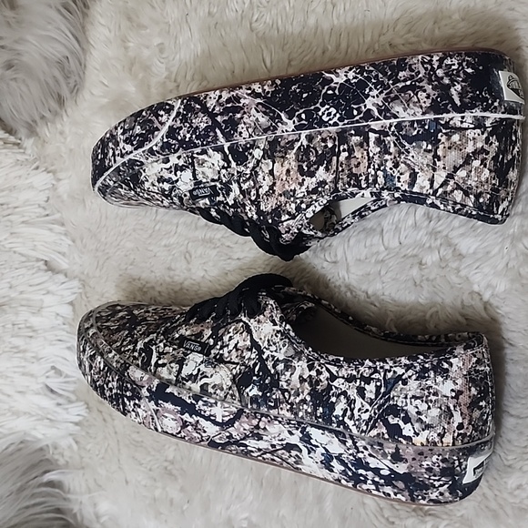 VANS MOMA SNEAKERS - Picture 6 of 10